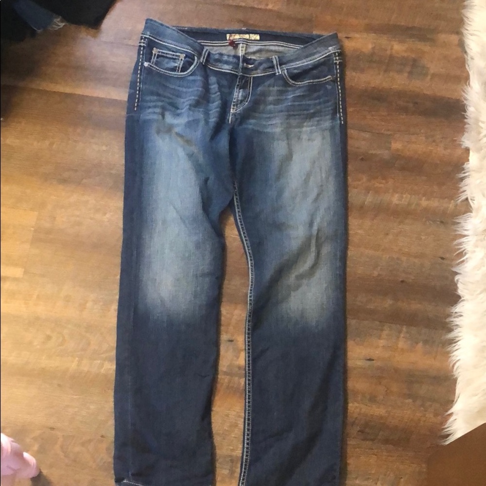 Buckle jeans